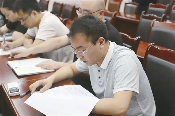 牛股远期策略 中央纪委国家监委刊文，追记晋兆东